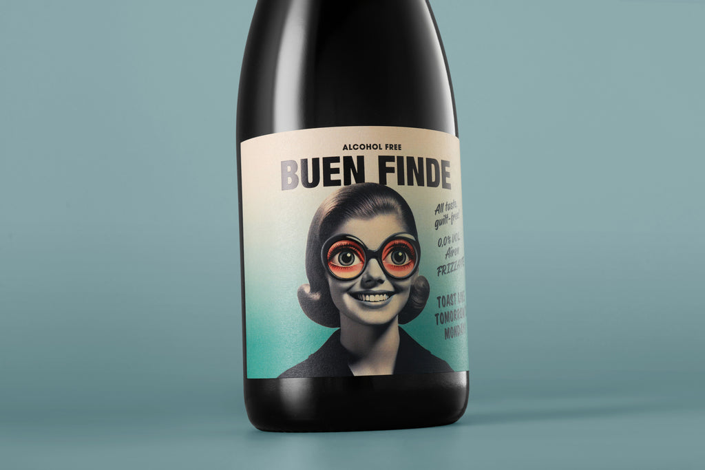 Buen Finde vino espumoso sin alcohol 0,0% - primer plano de la etiqueta frizzante